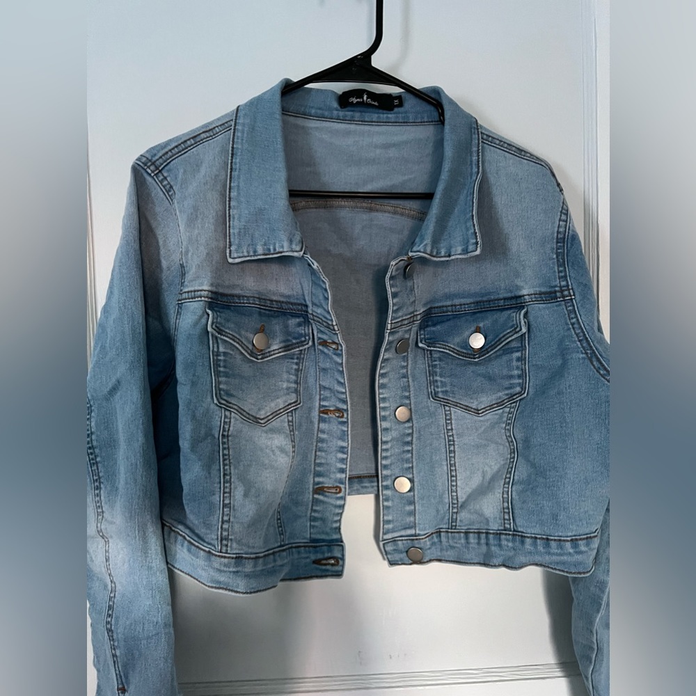 1X cropped Jean jacket